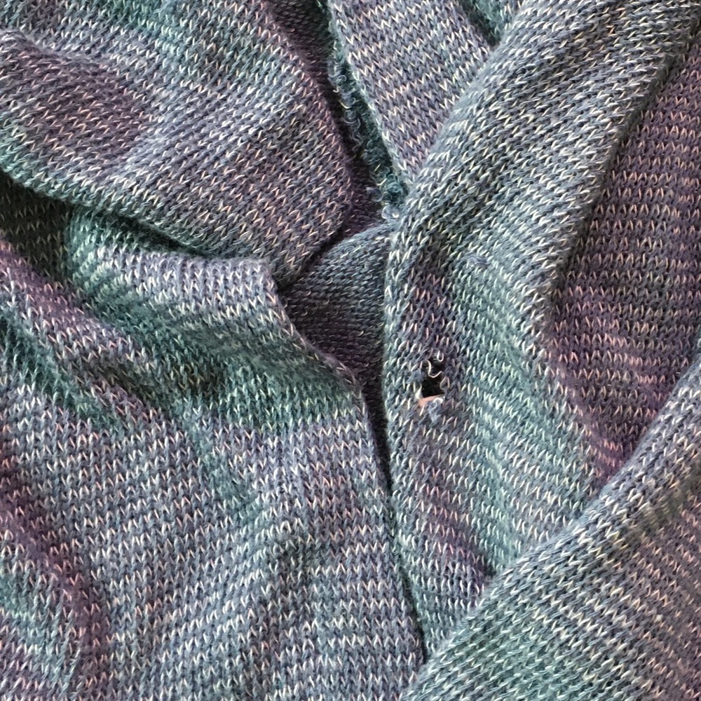 A&F Cardigan - Picture 3 of 4